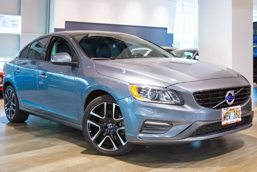 2018 Volvo S60 Dynamic photo 1