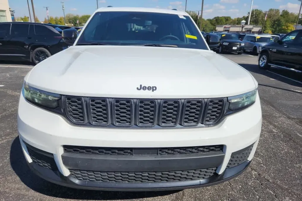 2023 Jeep Grand Cherokee Altitude X photo 1