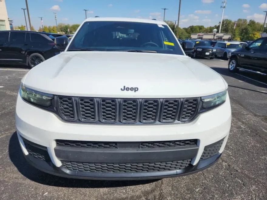 2023 Jeep Grand Cherokee Altitude X photo 1