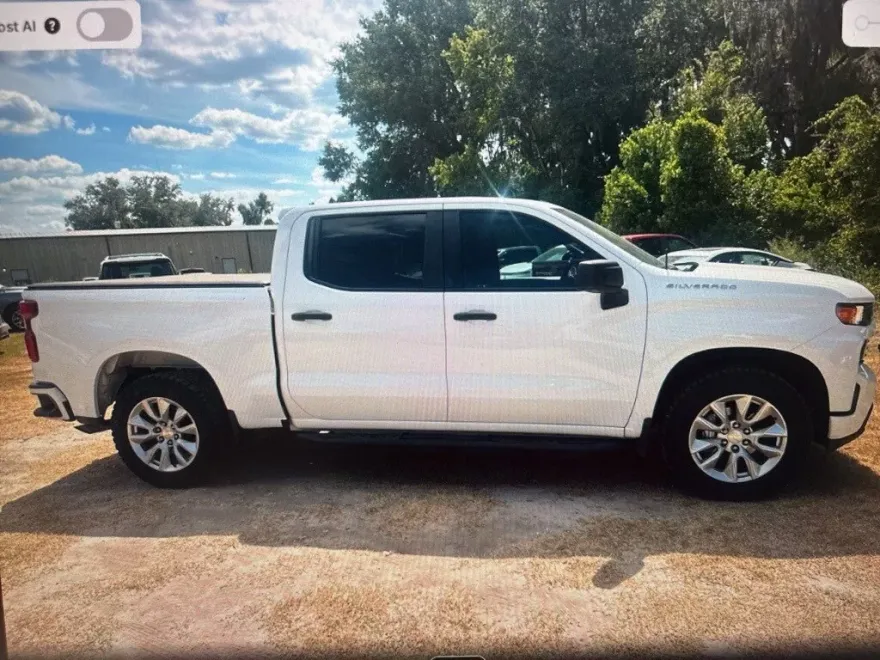 2021 Chevrolet Silverado 1500 Custom photo 1
