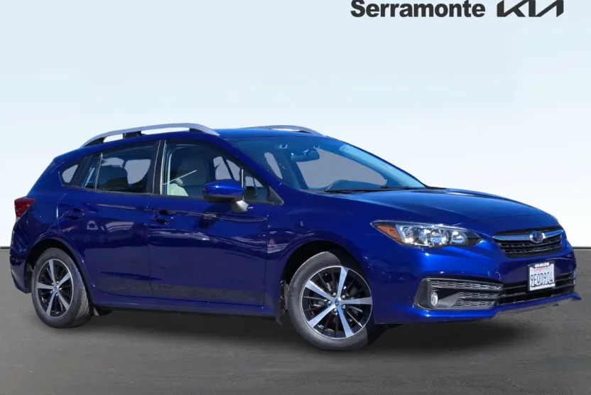 2023 Subaru Impreza Premium photo 1