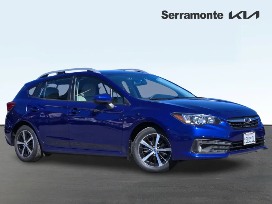 2023 Subaru Impreza Premium photo 1