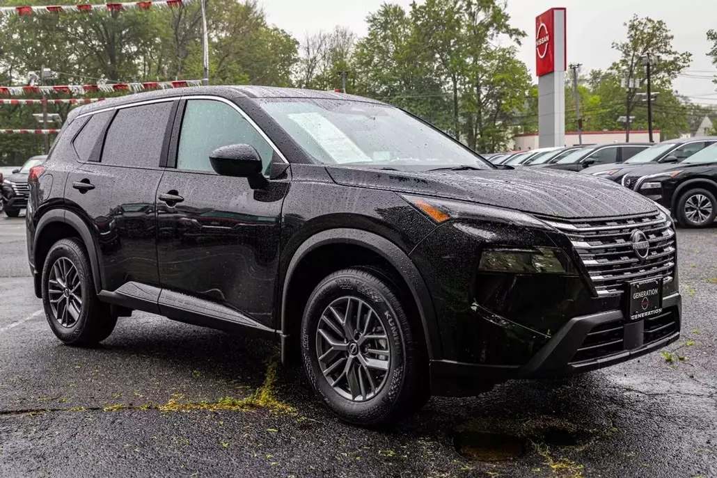 2024 Nissan Rogue S photo 1