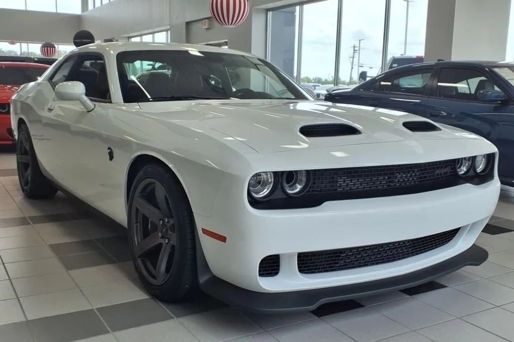 2022 Dodge Challenger SRT8 Hellcat Redeye photo 1