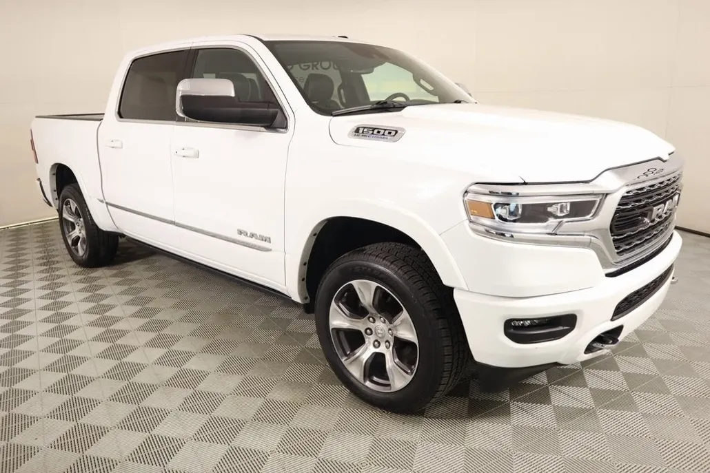 2023 Ram 1500 Limited photo 1