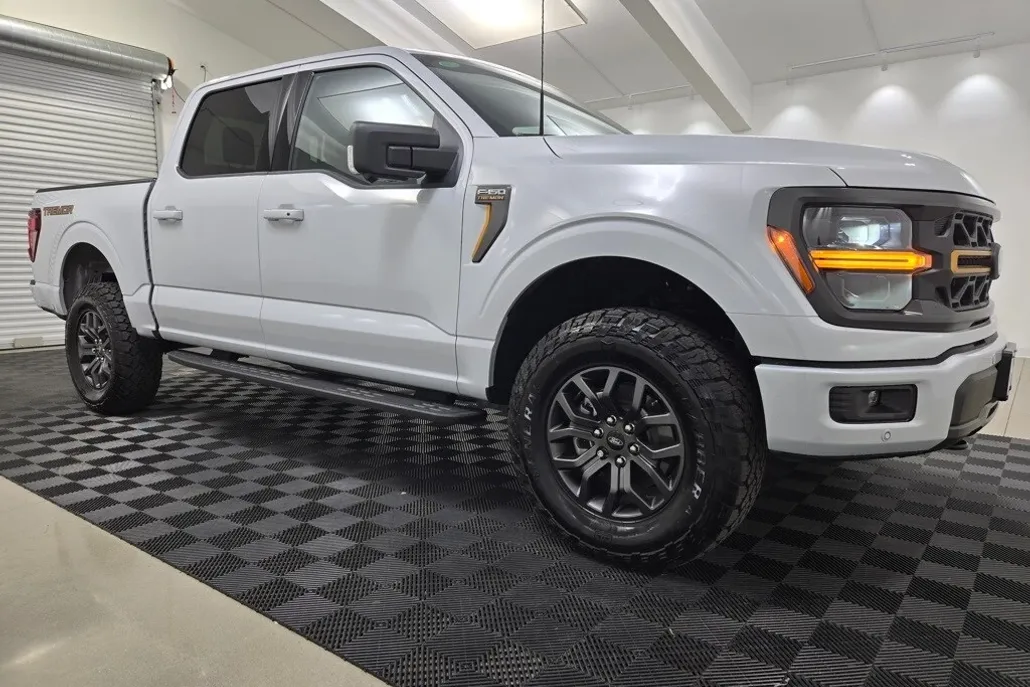 2025 Ford F-150 Tremor photo 1