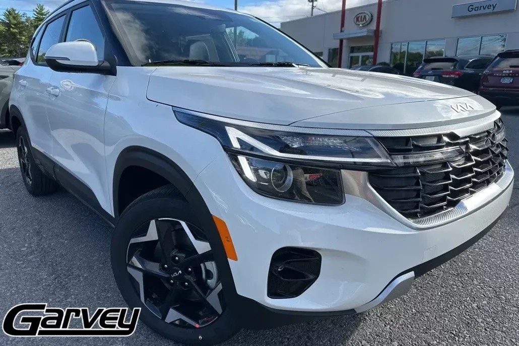 2025 Kia Seltos S photo 1