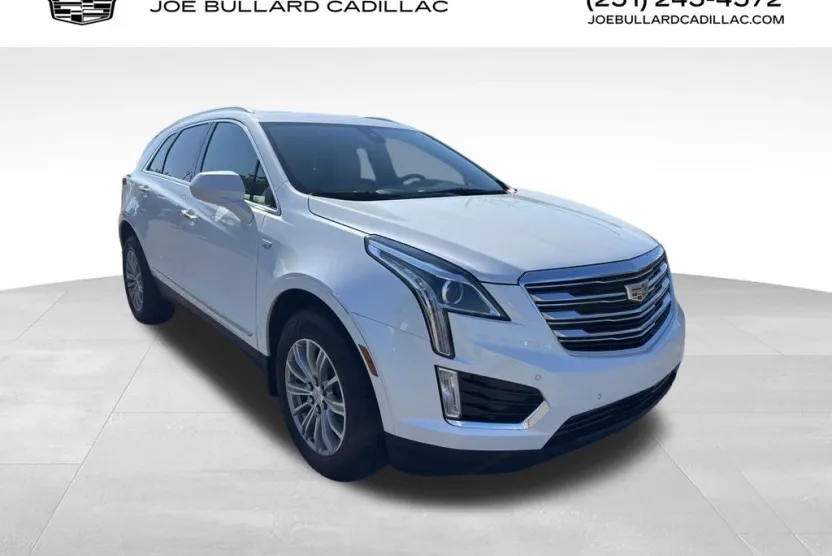 2019 Cadillac XT5 Luxury photo 1