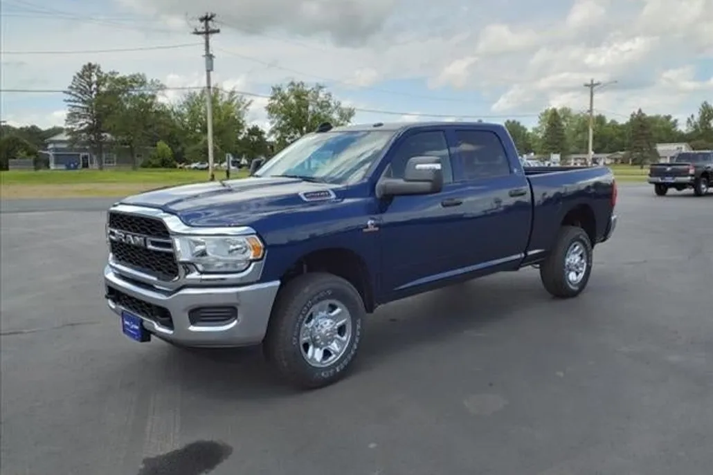 2024 Ram 2500 Tradesman photo 1