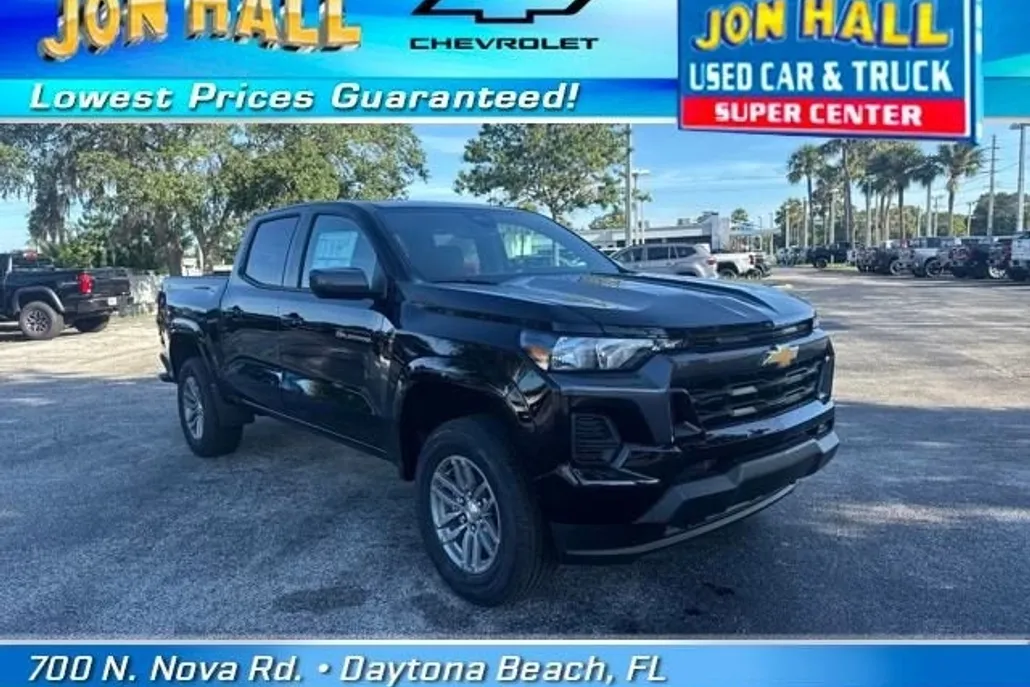 2026 Chevrolet Colorado LT photo 1