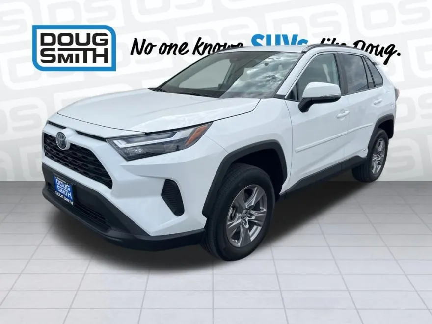 2023 Toyota RAV4 Hybrid LE photo 1