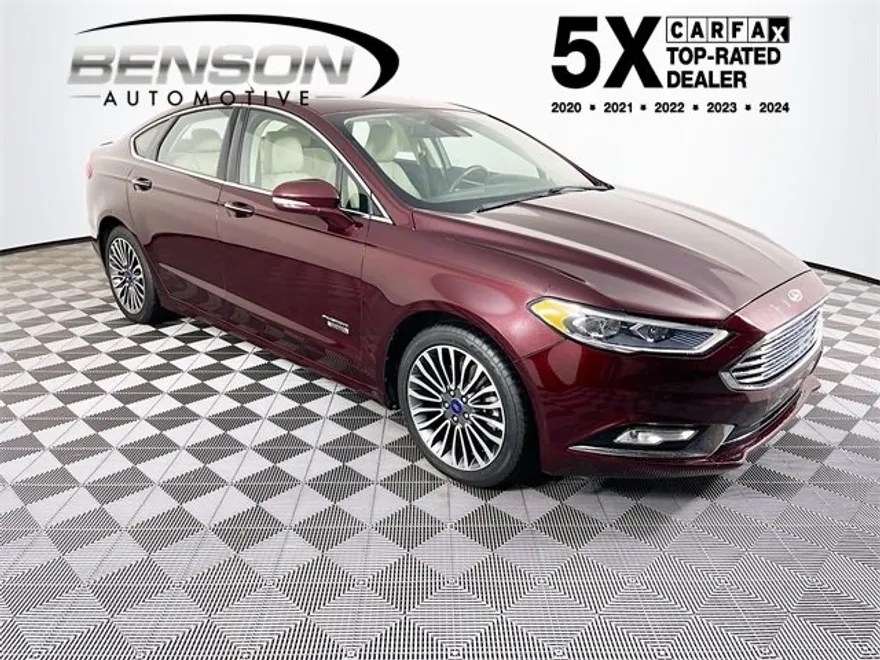 2017 Ford Fusion Energi Titanium photo 1