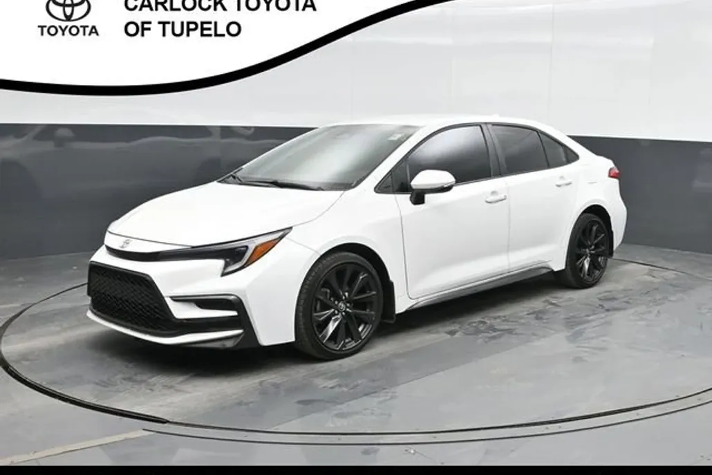 2025 Toyota Corolla SE photo 1