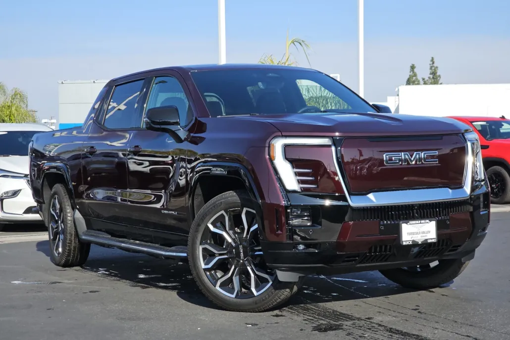 2025 Gmc Sierra EV Denali photo 1