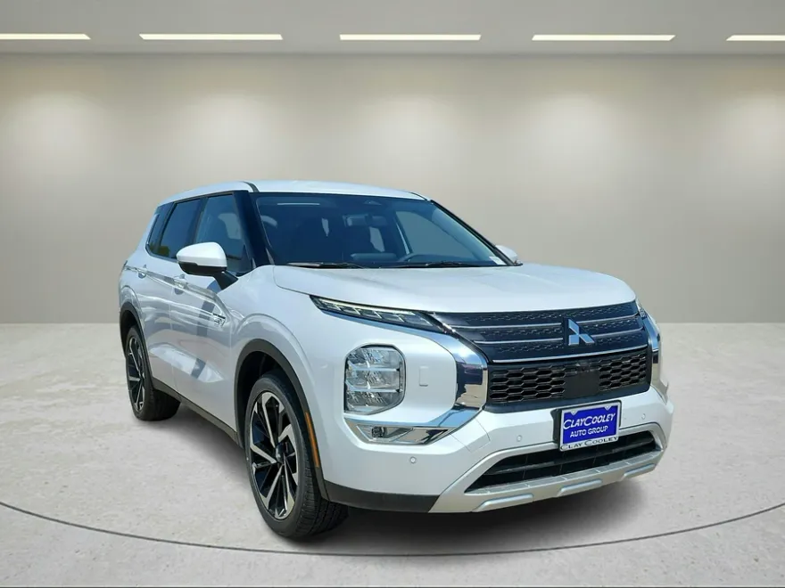 2025 Mitsubishi Outlander PHEV SE photo 1