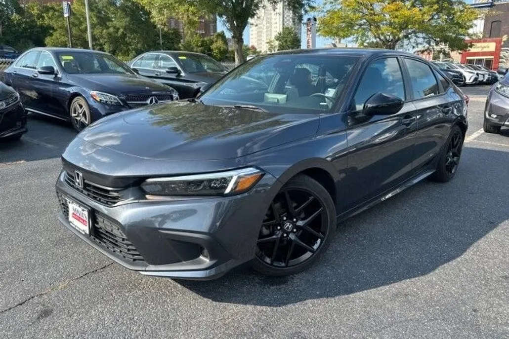 2022 Honda Civic Sport photo 1