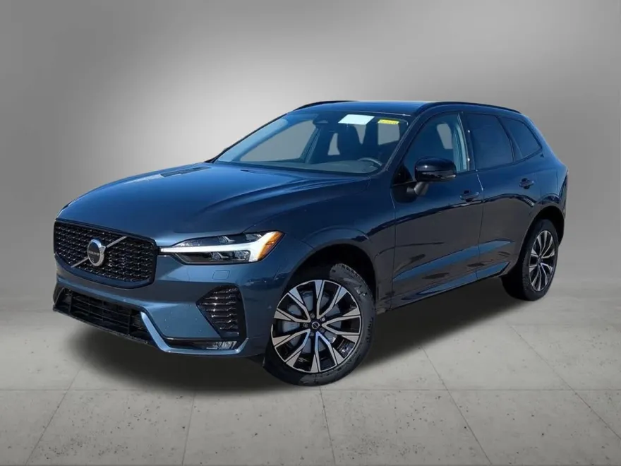 2025 Volvo XC60 Plus B5 photo 1