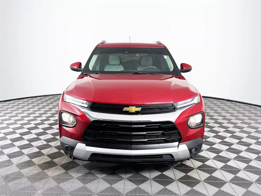 2021 Chevrolet Trailblazer LT photo 1