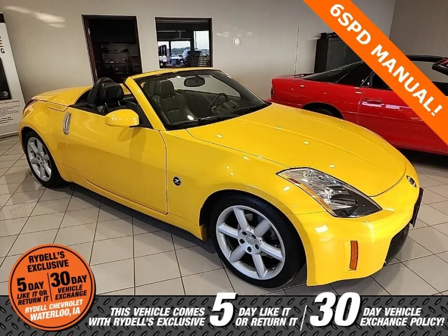 2005 Nissan 350Z Touring photo 1