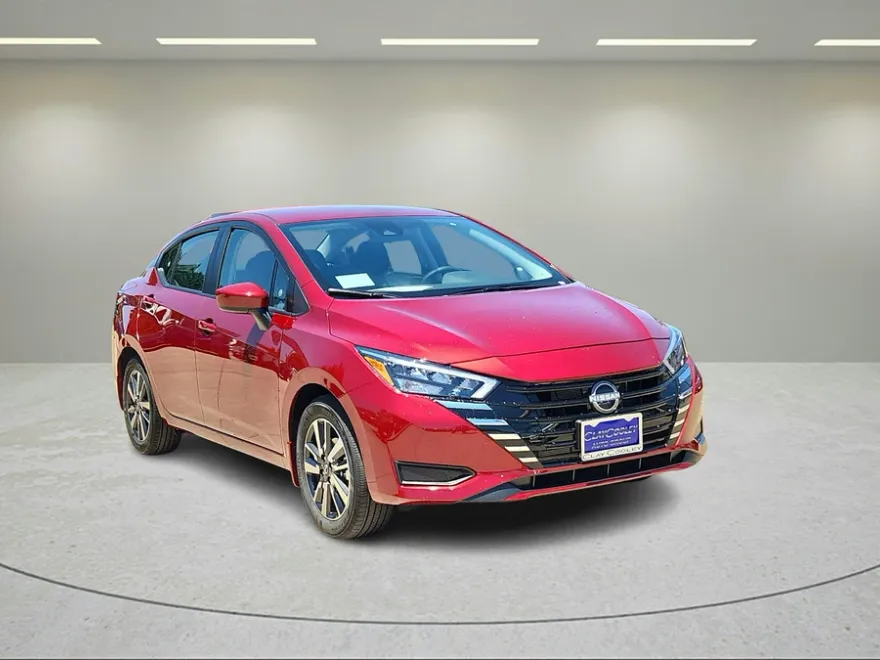 2025 Nissan Versa 1.6 SV photo 1