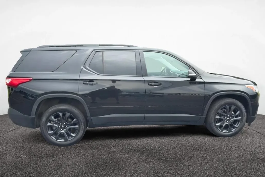 2021 Chevrolet Traverse RS photo 1
