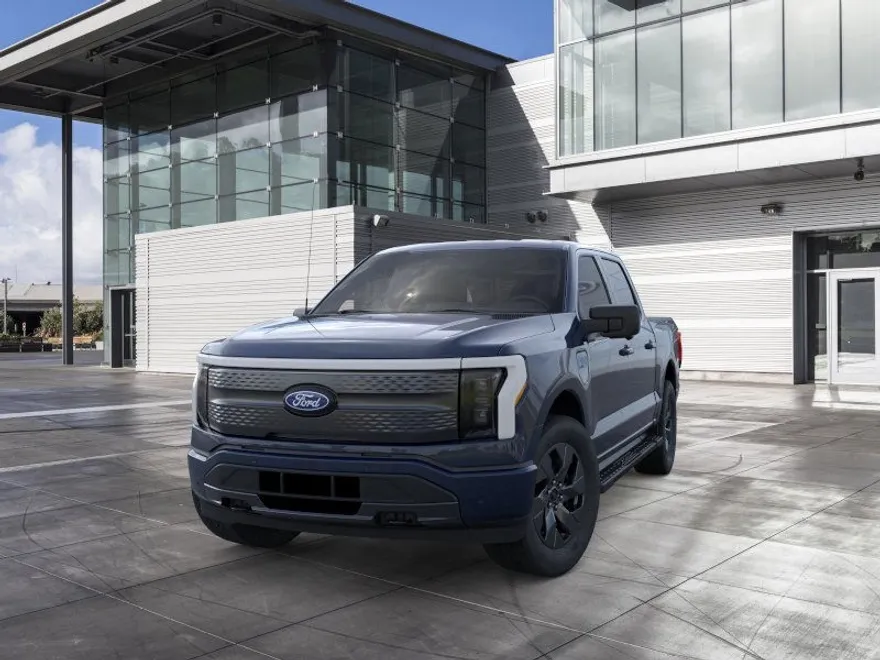 2025 Ford F-150 Lightning XLT photo 1