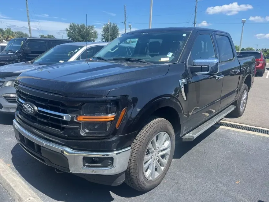 2024 Ford F-150 XLT photo 1