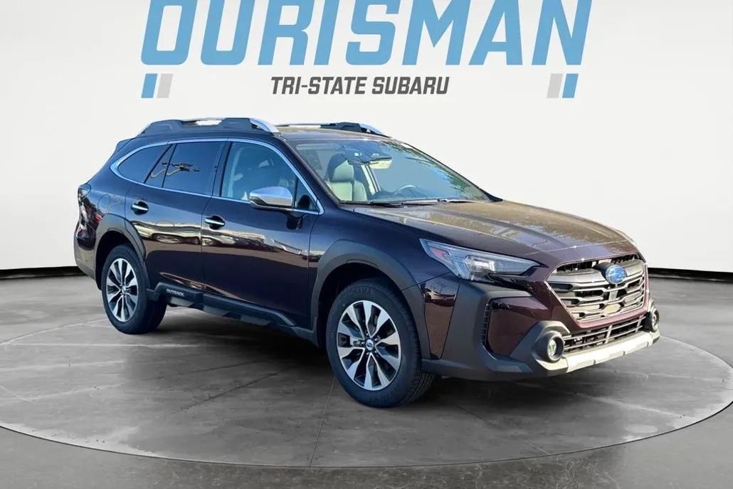 2025 Subaru Outback Touring XT photo 1
