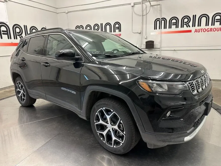 2024 Jeep Compass Limited photo 1