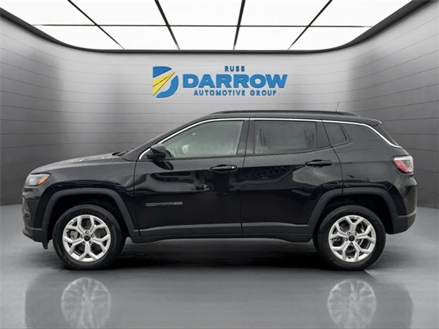 2025 Jeep Compass Latitude photo 1