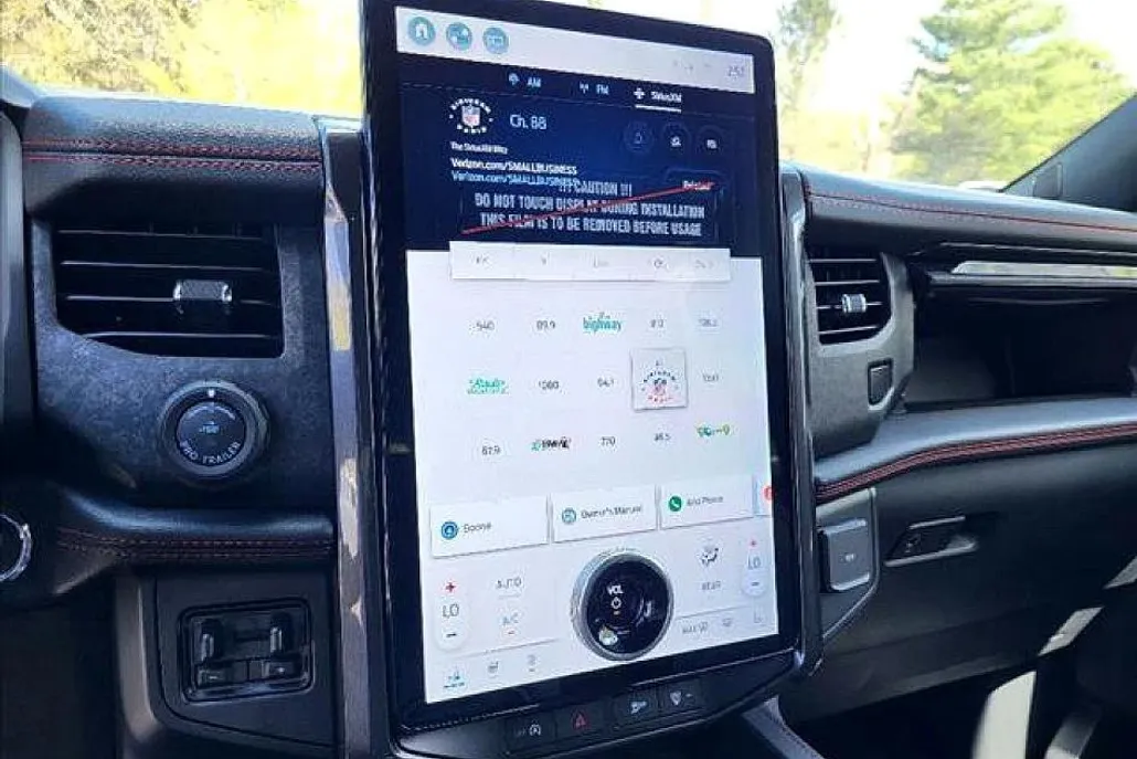 2024 Ford Expedition Limited photo 1