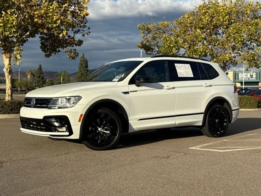 2021 Volkswagen Tiguan SE R-Line Black photo 1