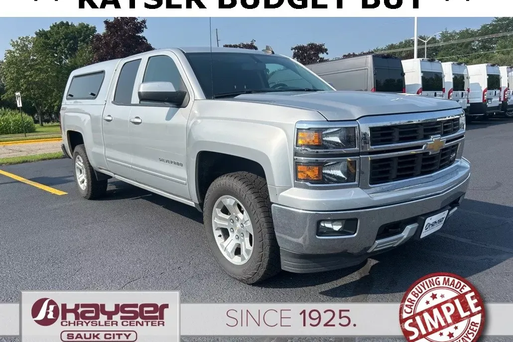 2015 Chevrolet Silverado 1500 LT photo 1