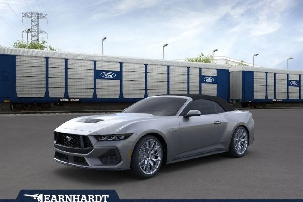 2025 Ford Mustang GT Premium photo 1