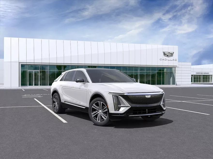 2025 Cadillac Lyriq Luxury photo 1