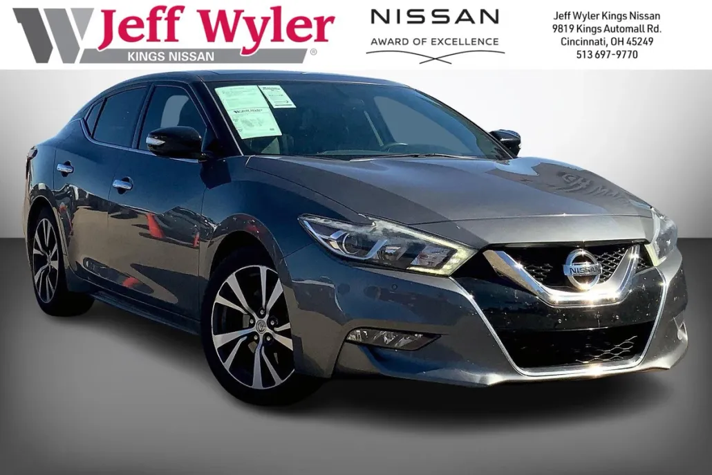 2017 Nissan Maxima SL photo 1