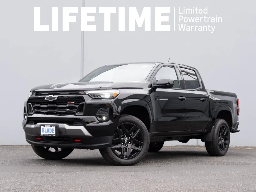 2025 Chevrolet Colorado Z71 photo 1