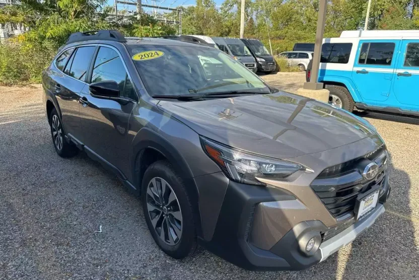 2024 Subaru Outback Limited photo 1