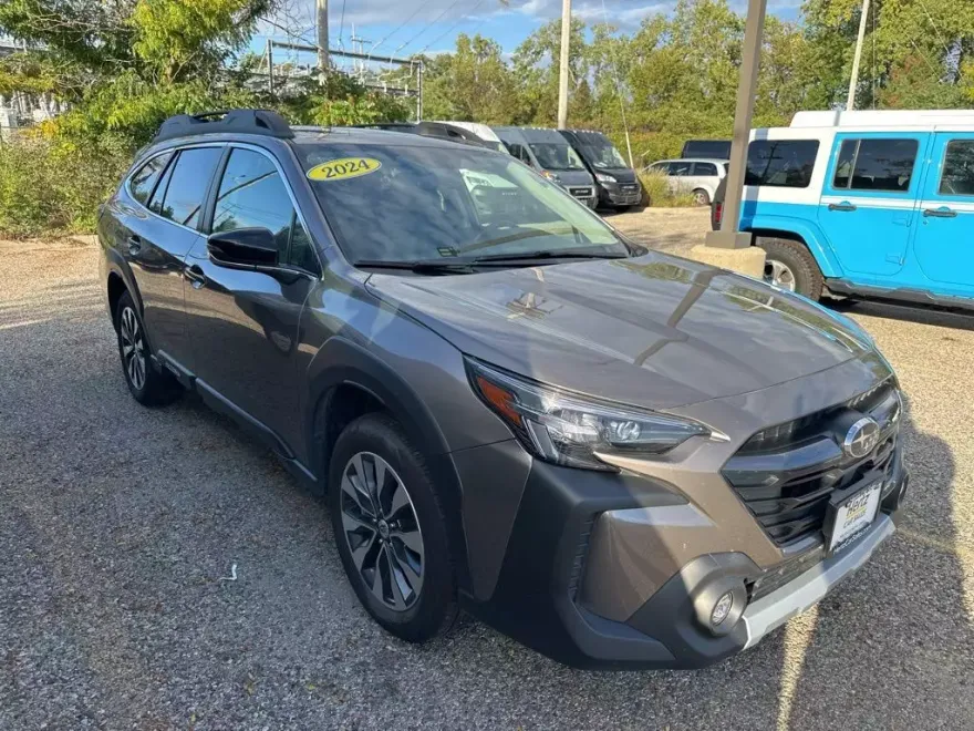 2024 Subaru Outback Limited photo 1