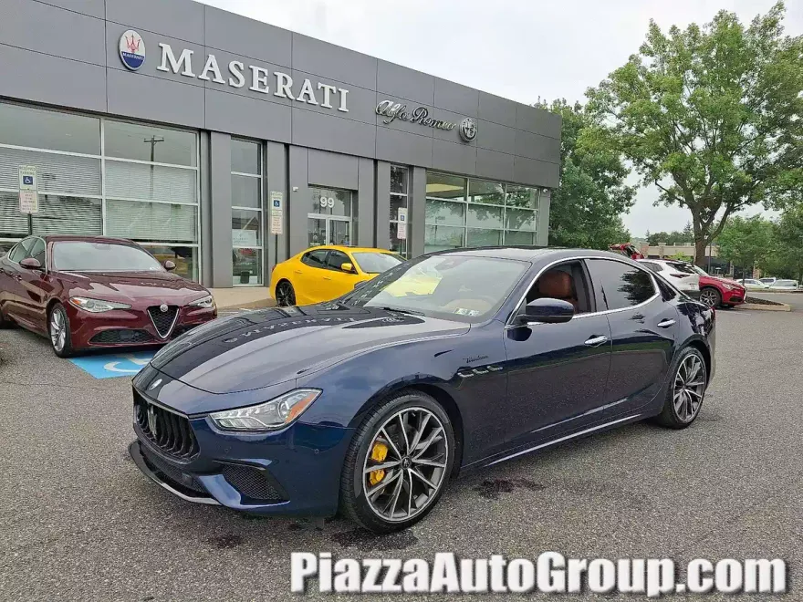 2022 Maserati Ghibli Modena Q4 photo 1
