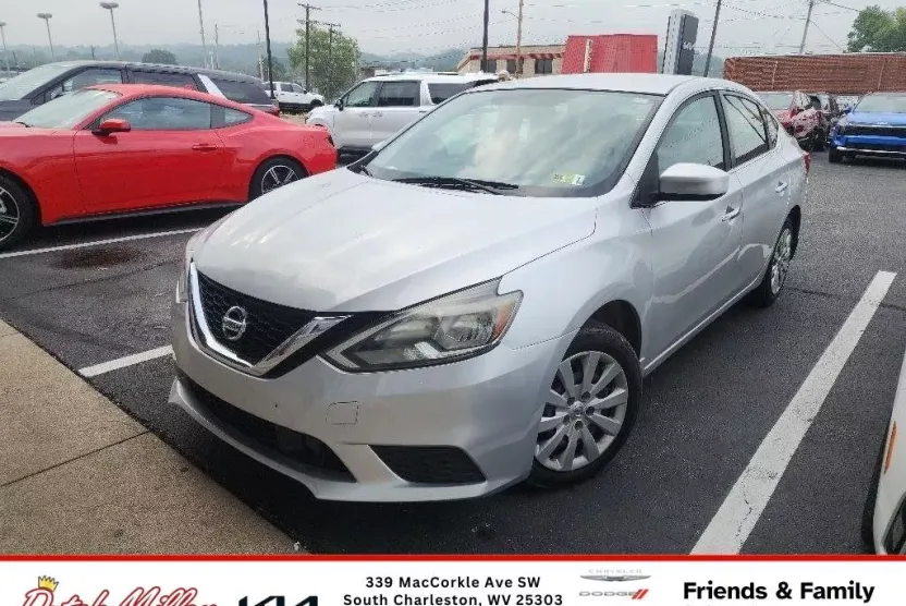 2019 Nissan Sentra S photo 1