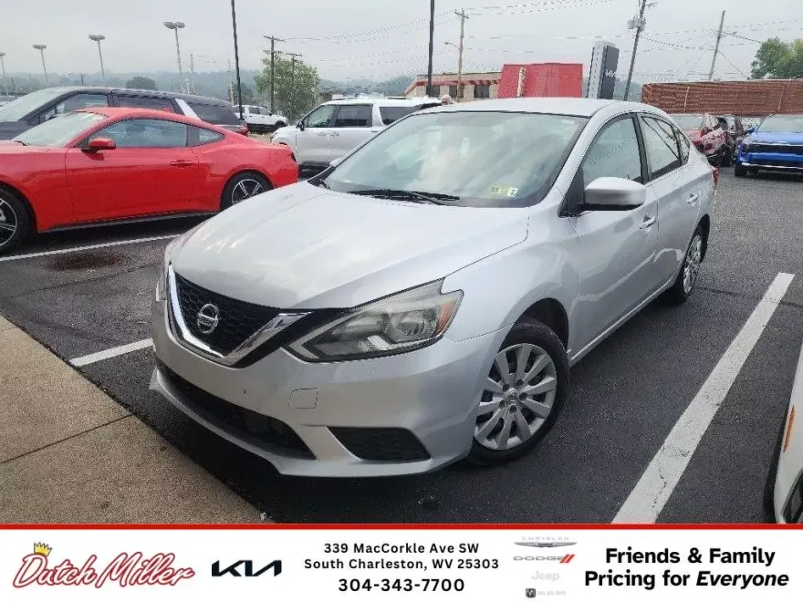 2019 Nissan Sentra S photo 1
