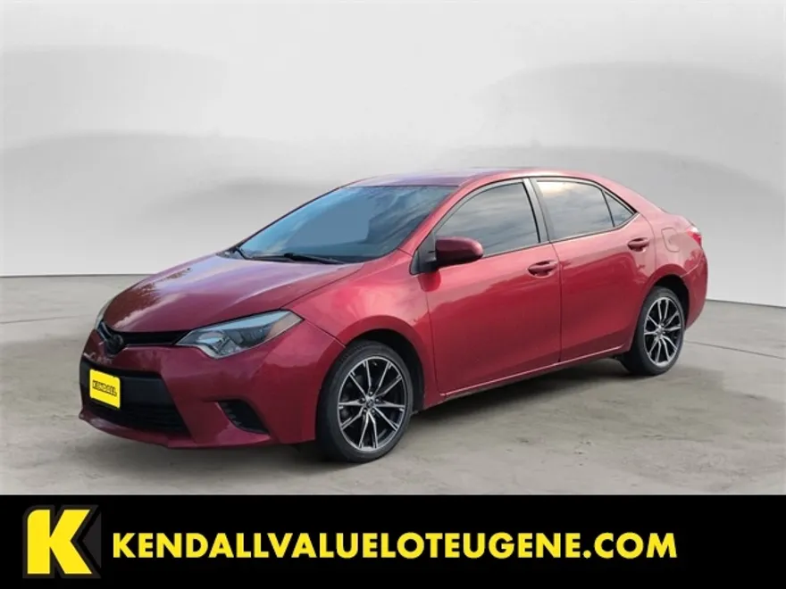 2014 Toyota Corolla LE photo 1