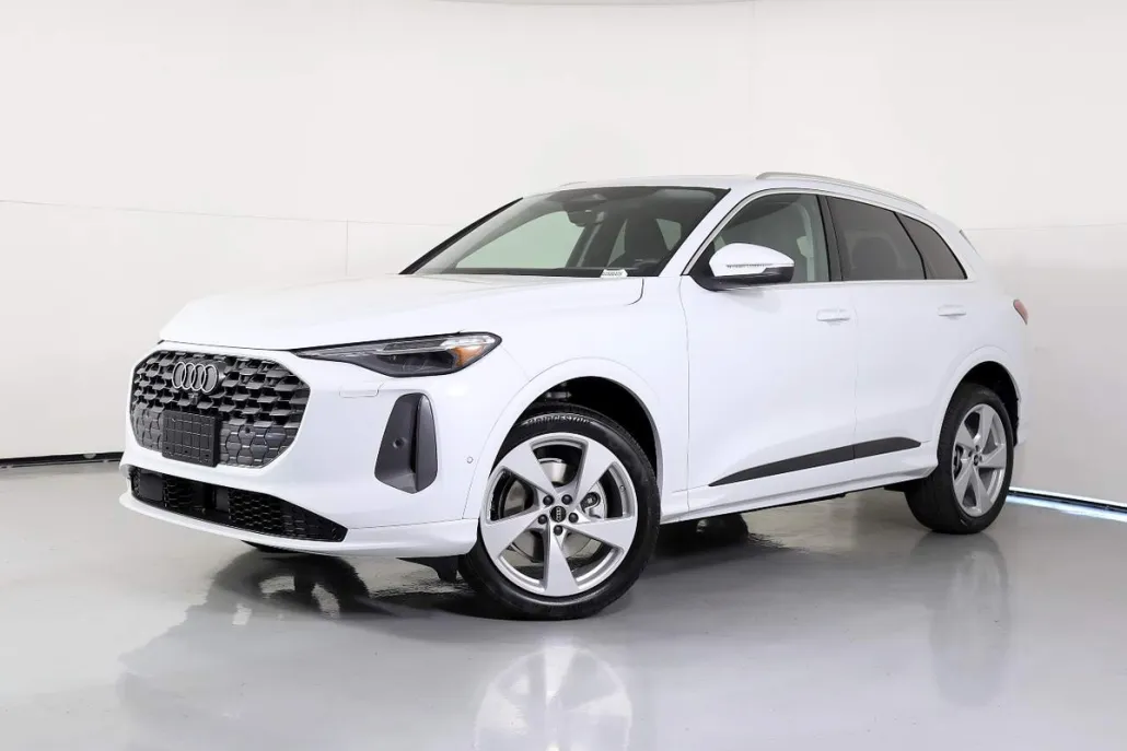 2025 Audi Q5 Premium Plus TFSI photo 1