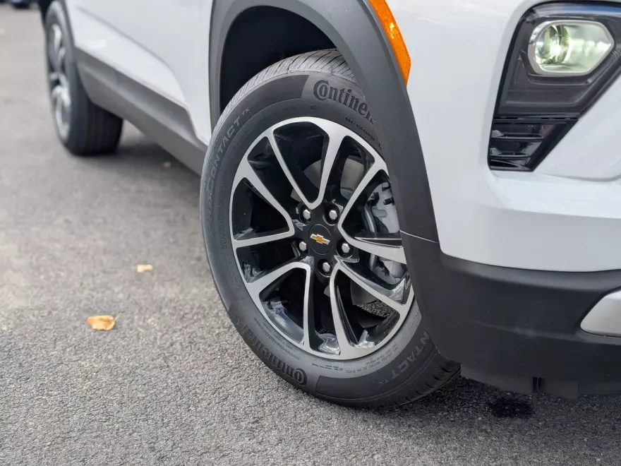 2026 Chevrolet Trailblazer LT photo 1