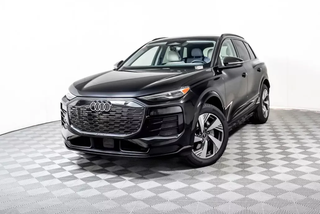 2025 Audi Q6 E-tron Premium photo 1