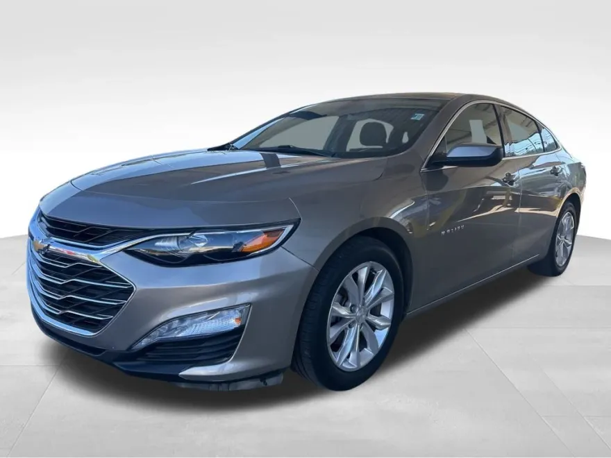 2022 Chevrolet Malibu 1LT photo 1