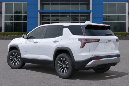 2026 Chevrolet Equinox LT photo 2