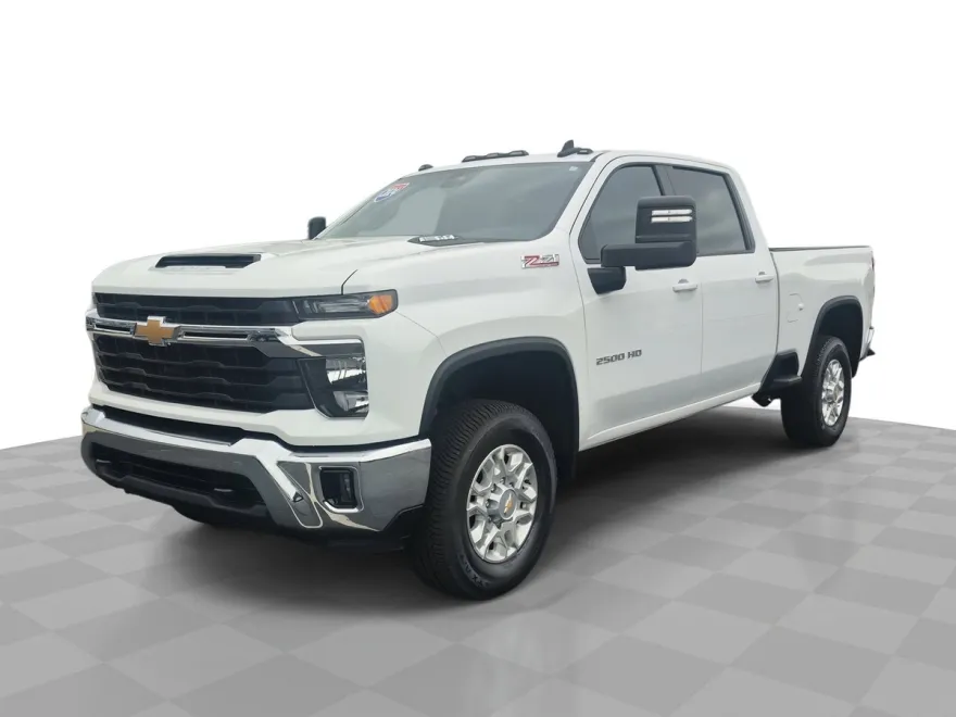 2024 Chevrolet Silverado 2500HD LT photo 1