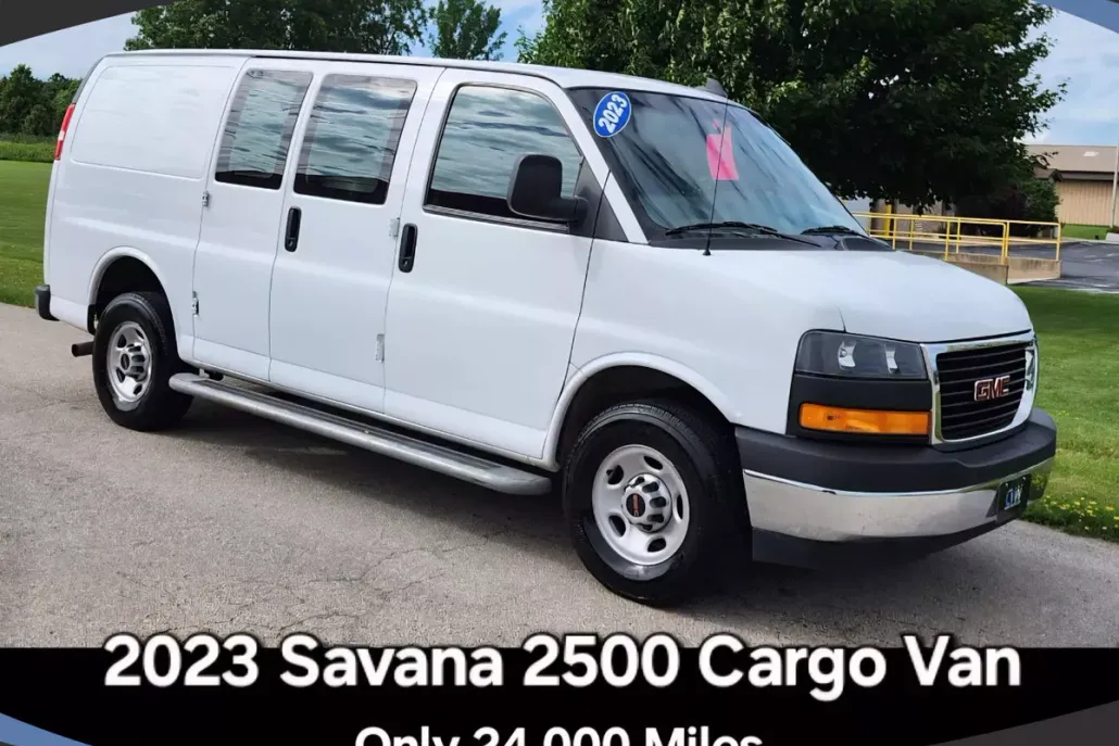 2023 Gmc Savana 2500 Cargo photo 1